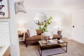 Updated cozy farmhouse - Image 2