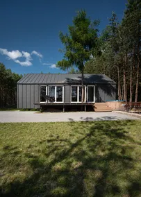 Natural straw-and-clay house with a thatched roof - Image 4