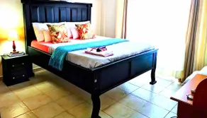 Tinina's 1- & 2-BDR – Clean, Wi-Fi, Parking, #o7274o7276 - Image 3