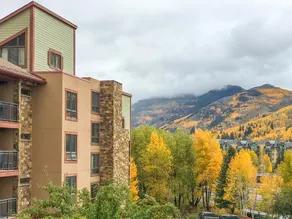 VAIL HAUS Studio: Lock-Off Room on Vail Bus Route - Image 3