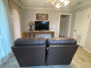 One Bedroom Guest Suite - Image 4