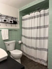 Historic Downtown Mosinee Apartment - Image 4