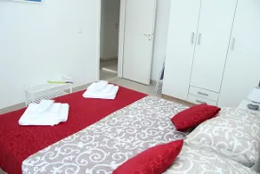 Apartment Ivy - Image 3