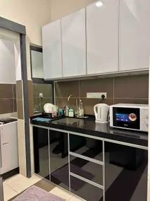 Cozy 2 BR Apartment w/ Pool Gym Wi-Fi & Work Space - Image 4