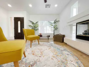 Cozy 4 Bedroom Home w/ Heated Pool in Las Vegas - Image 3
