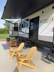 Luxury Camper Suite on 12 Beautiful Acres - Image 4
