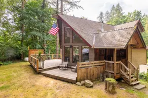 A-Frame Cabin With Hot Tub, Fire Pit, and BBQ - Image 2