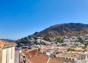 Hydra Art Suites - Image 5