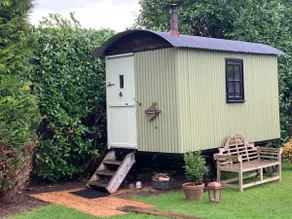 The Woodland Hut with Hot Tub Availability - Image 5