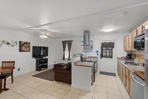 ”The Sanctuary” PVT apt, country setting- EV L2 - Image 4