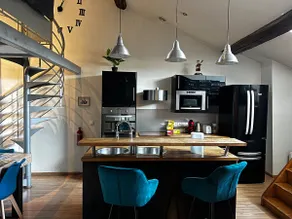 Rare gem located in the beating heart of Old Lyon - Image 3