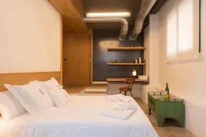 Designer loft in downtown Terrassa - Image 5