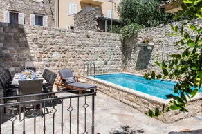 Villa Kala ancienne maison en pierre dans le centre historique de Makarska avec piscine chauffée - Image 5