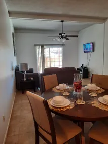 One story home with 2 master bedrooms - Image 4