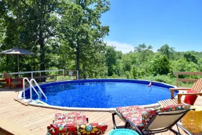 Willie Acres: Hot Tub•Pool•Walking Trails - Image 2