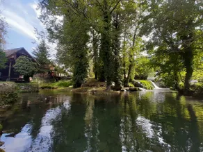 Rustic room in Rastoke surrounded by greenery - Image 2
