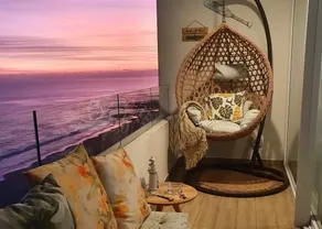 Cozy oceanfront apartment, great location, with parking and steps away from pubs, restaurants, mall, supermarkets and casino. - Image 3