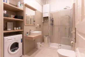 Bella - NEW 2 bedroom apt in the CITY CENTER - Image 4