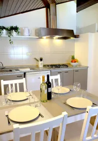 Bilocale ”Le Onde 2”- Lake view apartment - Image 4