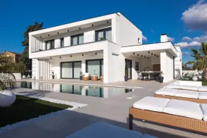 Luxury Villa Milly Heated indoor and outdoor pool - Image 2