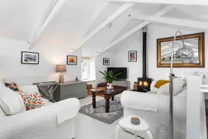 Orchard Barn Cornwall - Image 2