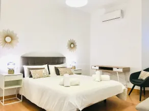 Gleaming & well located apartment in Malaga Center - Image 3