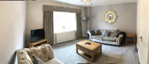 Stunning Apartment In The Heart of Broadway - Image 5