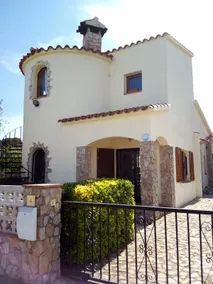 Summer dream house - Image 2