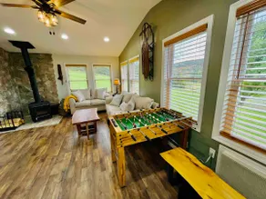 High-View Catskills Cabin, wood stove, skiing - Image 5