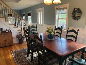 Peak Road House - Image 5