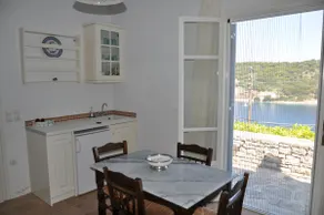 GR2 Kioni!Studio with amazing terrace & sea view - Image 5