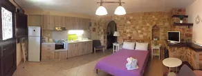 Stone house next to the Golden Beach - Image 4