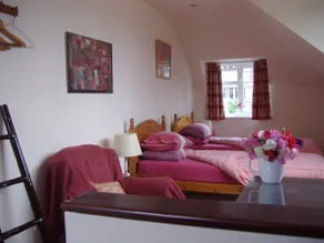 Bed and breakfast in quiet part of Sevenoaks - Image 2