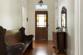 Victorian in Silk Stocking Historic District - Image 4