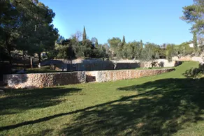 Villa with secluded beach just underneath - Image 5