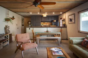 Mojave house. Walk to everything in Joshua Tree. - Image 4