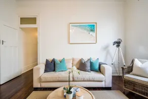 Modern Beach Villa with Lush Garden Bondi Beach - Image 3