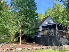 Cozy Mountain Retreat w/Firepit& Panoramic views - Image 4