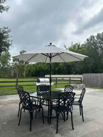 Florida Cottage in a quiet setting close to beach - Image 2