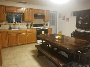 Entire guesthouse  - Image 5