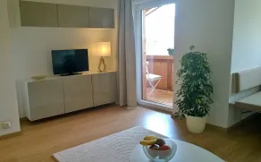 Delightful 45 m² apartment with magnificent views - Image 3