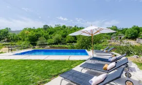 Villa Majkovica - 4 Bedroom Villa with Private Pool & En-Suite Bathrooms & Parking - Image 4