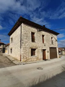 Los Bodones cottage, 13 people - Image 2