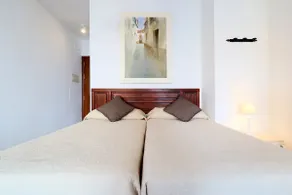 Superior apartment in Plaza del Potro - Image 3