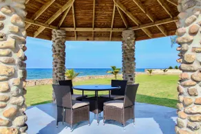 Villa Oasis: Modern/Private Beach/Oceanfront - Image 5