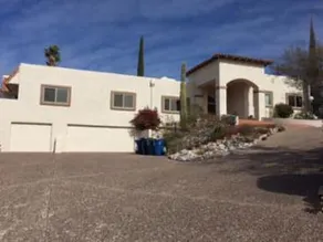 Spacious home w breathtaking views - Image 3