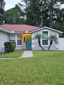 Sweet Little House near Equestrian/Orange Park - Image 3