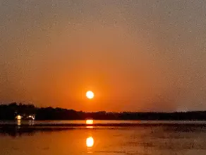 Sunrise Net on Pigeon Lake 4-season cottage - Image 2