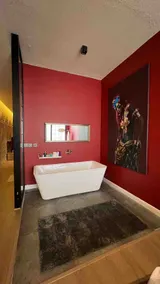 Apartment with a calm and elegant design - Image 2