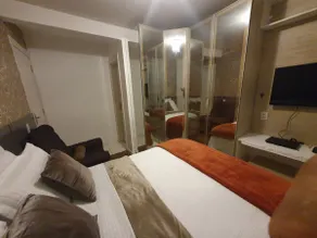 Beautiful 2/4 Furnished Apartment in the Residential Area. - Image 3